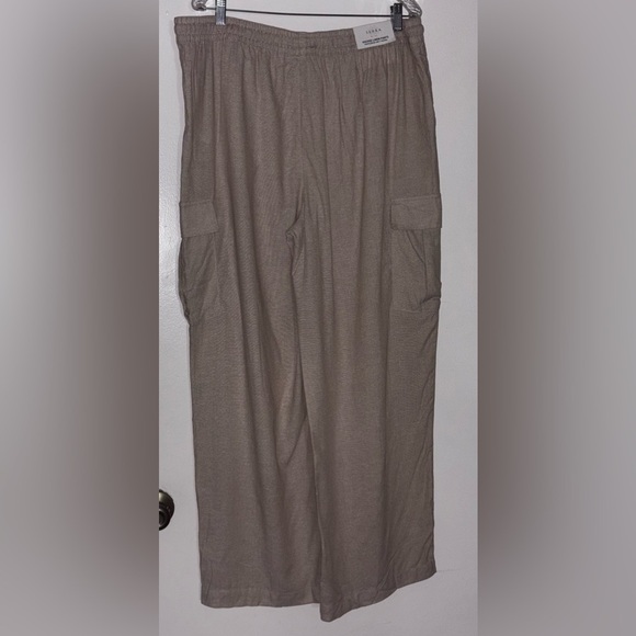 Linen Tan Cargo Pants - Picture 2 of 2